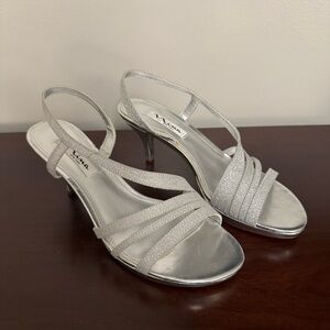 Nina NY Neely Glitter Sandal Heels Silver Metallic Size 7.5
